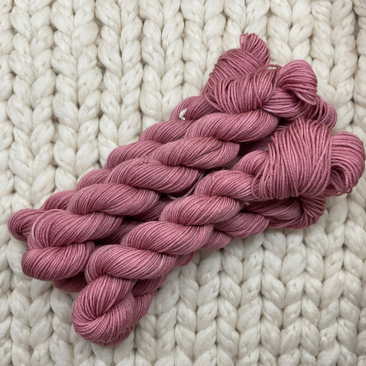 OOAK Dusky Pink Venti Practicality 75/25 Mini Skein