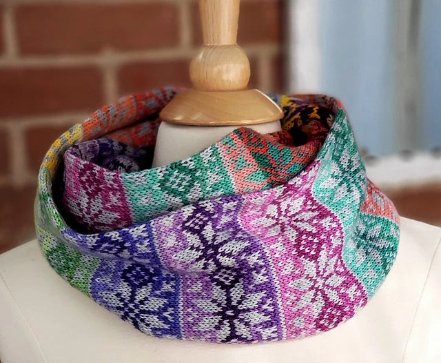 Astrum Cowl Printed Pattern