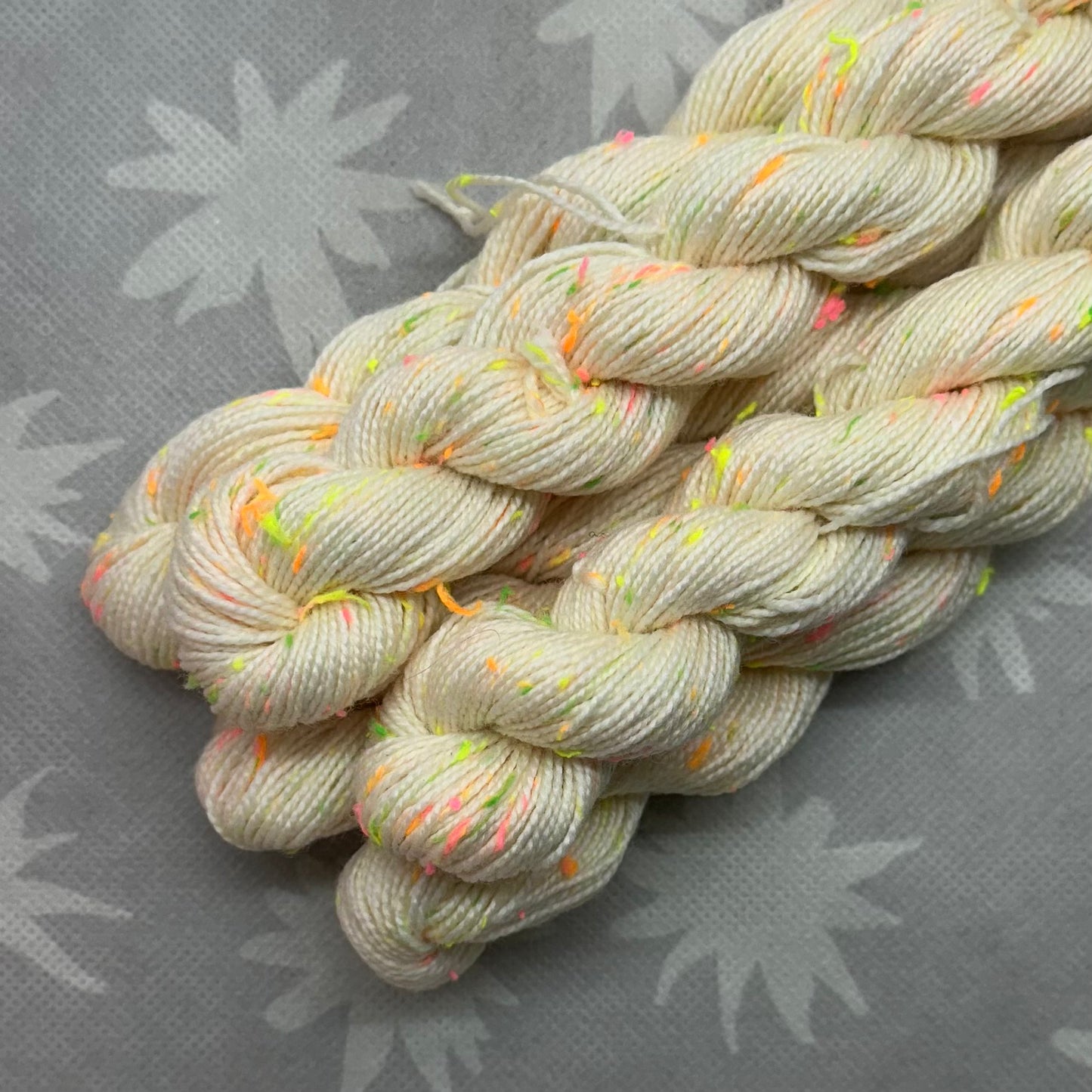 Bumble Neon Tweed Mini Skein