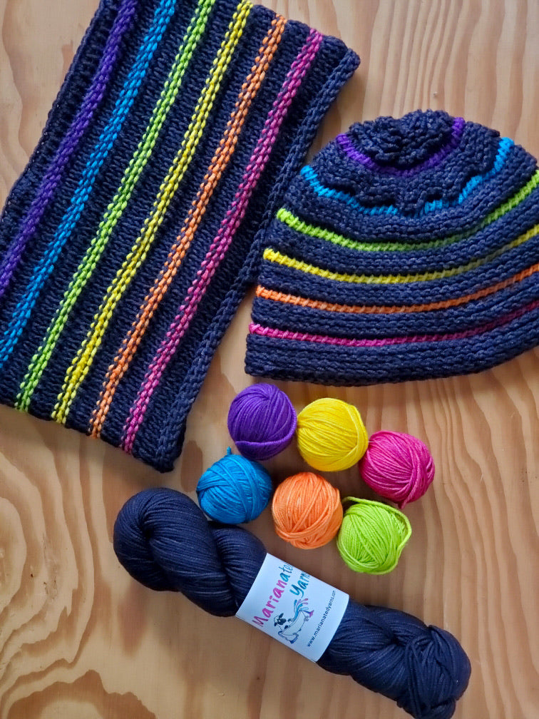 Skybridge Hat and Cowl Set